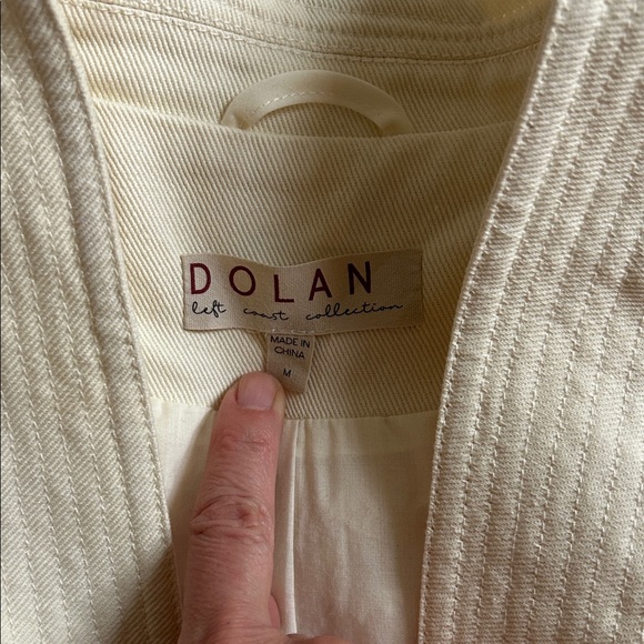 Cream Cropped Women's Jacket - Picture 2 of 4